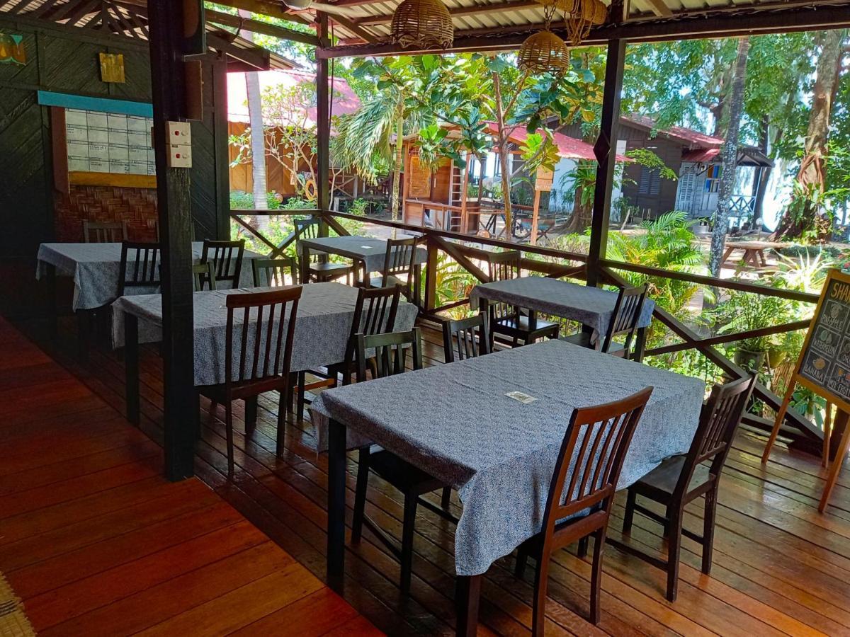 Swiss Cottage Tioman Kampong Ayer Batang Buitenkant foto